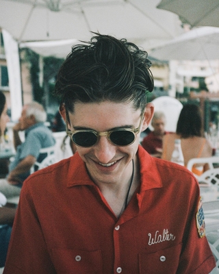 001.jpg