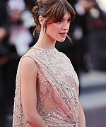 Filename=056.jpg
Filesize=2989KiB
Dimensions=2000x3000
Date added=19.05.26 056.jpg